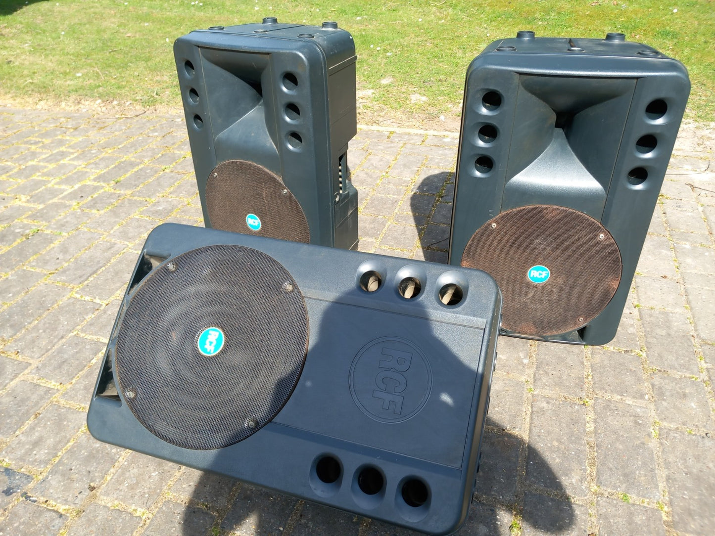 USED RCF Art 300 Passive Speaker System Ideal for Pub Install
