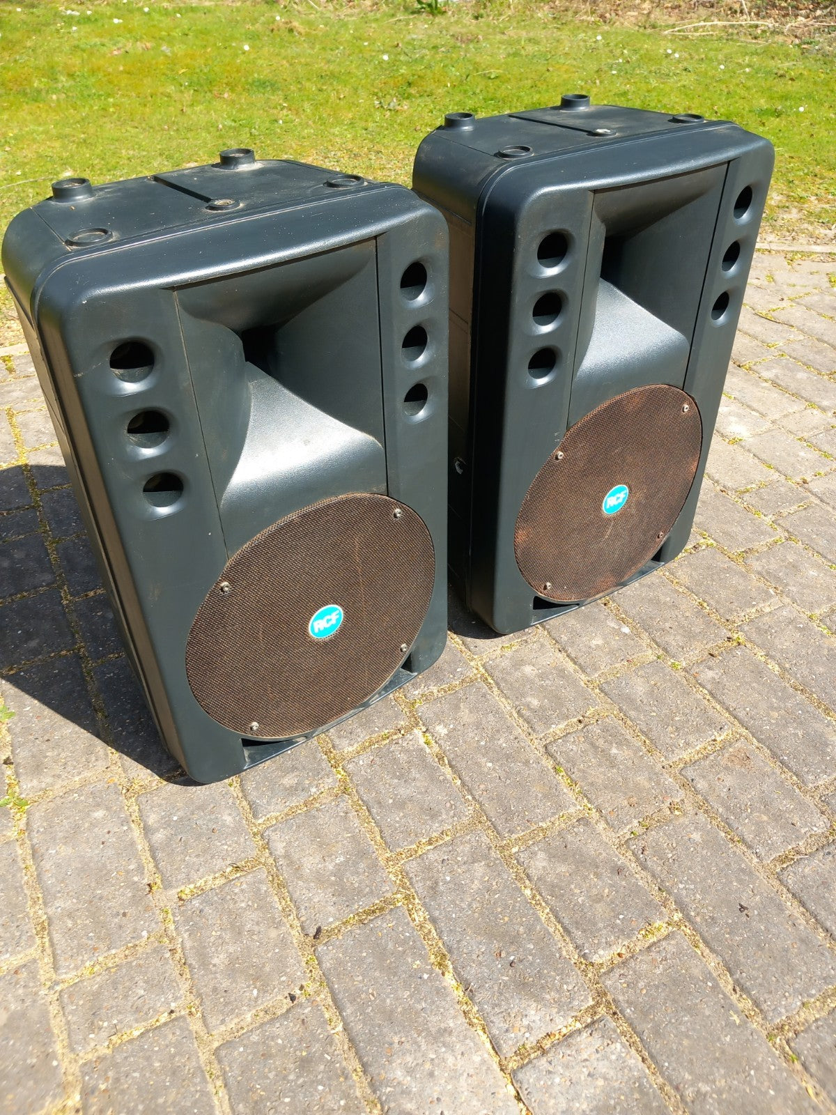 USED RCF Art 300 Passive Speaker System Ideal for Pub Install