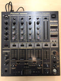 Pioneer DDJ-600 4 Channel Mixer (NOT WORKING - FOR SPARE PARTS)